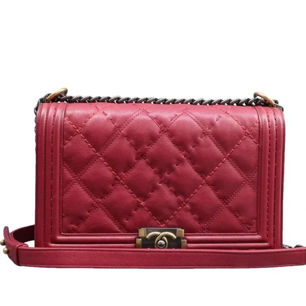 ❣️Chanel Boy Bag Medium Red Quilted Calfskin Ruthenium Hardware Authentic 2016